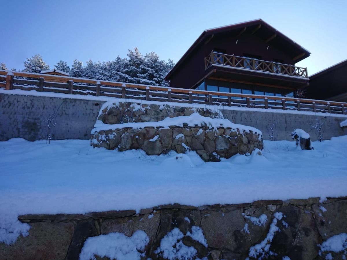 Cara Norte De Gredos Hoyos del Espino Exterior photo